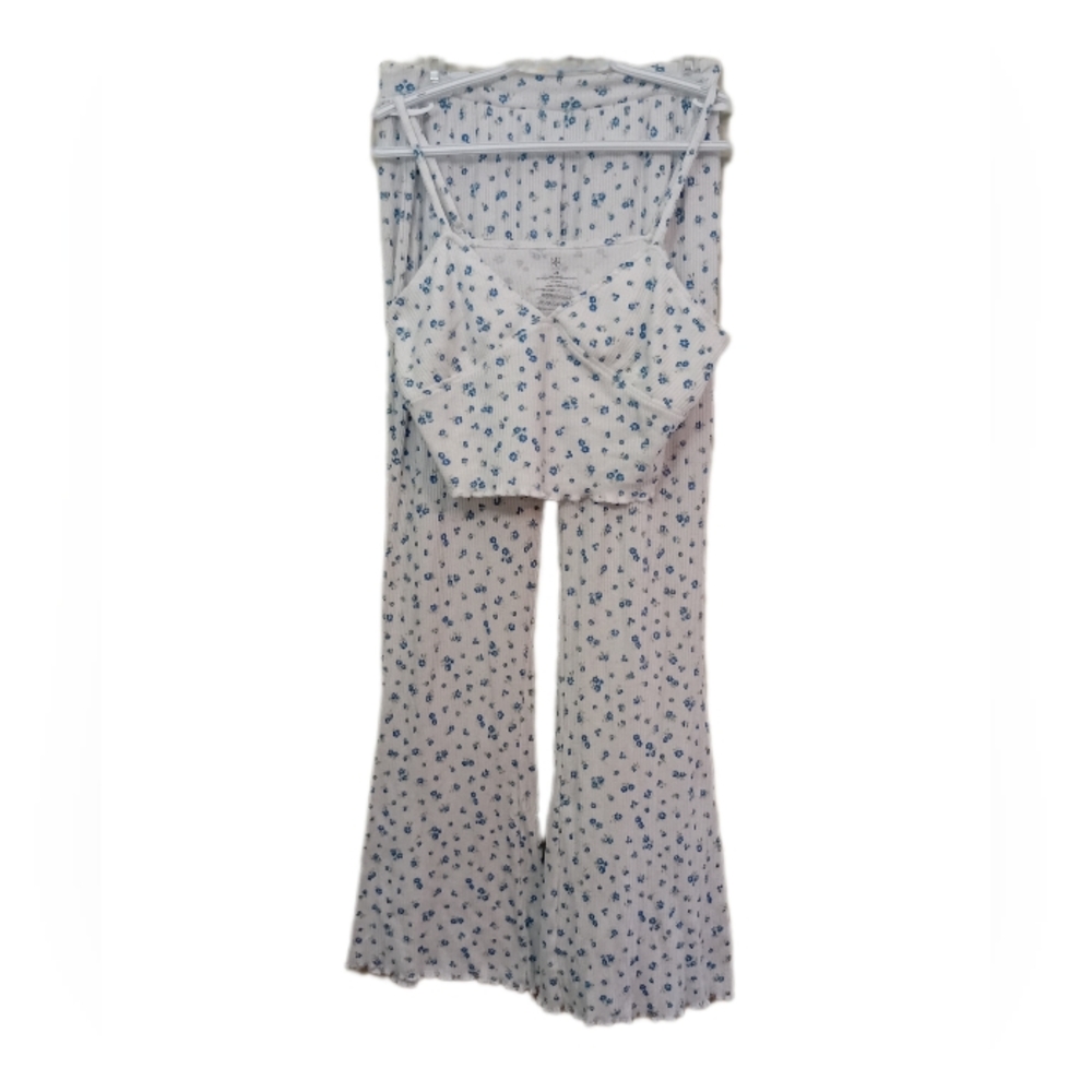 No Boundaries Blue Floral Pajama Set
